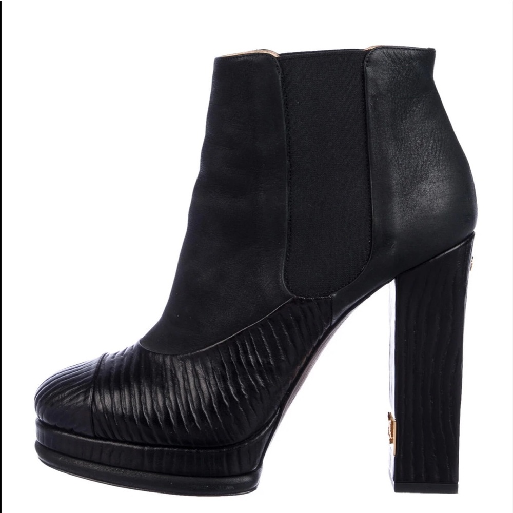 CHANEL CC logo suede ankle boot Chelsea 40.5